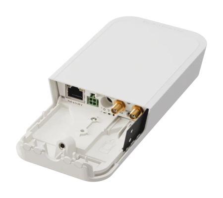MikroTik wAP LR8G kit